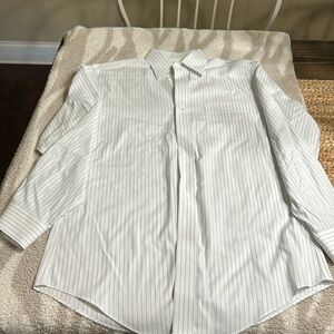 Jos A Banks White with Blue pin-strip.  Size 16/34